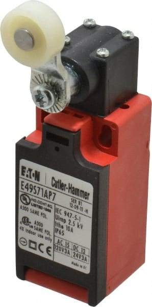 Eaton Cutler-Hammer - SPDT, NC/NO, 240 VAC, 30 VDC, Screw Terminal, Roller Lever Actuator, General Purpose Limit Switch - 4, 13, 4X, 6P NEMA Rating, IP65 IPR Rating, Screw Mount - Best Tool & Supply