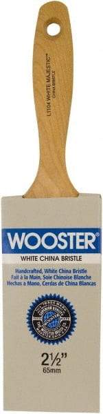 Wooster Brush - 3" Flat Hog Varnish Brush - 3-7/16" Bristle Length, 6-1/2" Maple Beavertail Handle - Best Tool & Supply