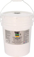 Synco Chemical - 5 Gal Pail, Air Tool Oil - -40°F to 450° - Best Tool & Supply