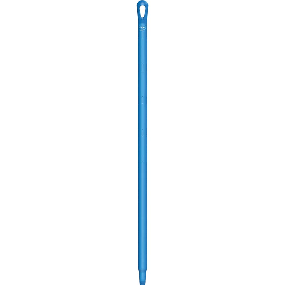 Broom/Squeegee Poles & Handles; Connection Type: European Threaded; Handle Length (Decimal Inch): 39; Telescoping: No; Handle Material: Polypropylene; Color: Blue; For Use With: Remco; Vikan Tools