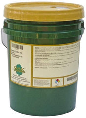 Oak Signature - Oakflo DSY 910, 5 Gal Pail Cutting & Grinding Fluid - Synthetic, For Drilling, Milling, Sawing, Tapping, Turning - Best Tool & Supply