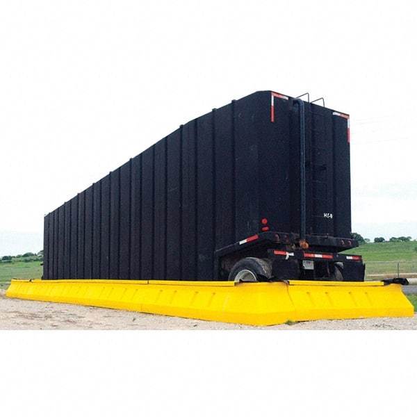 UltraTech - 83,582 Gal Polyethylene Containment Berm System - 3' High x 61' Wide x 61" Long - Best Tool & Supply