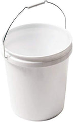 SEYMOUR-MIDWEST - 5 Gal, Plastic Round Natural (Color) Bucket & Pail Kit - Handle Included - Best Tool & Supply