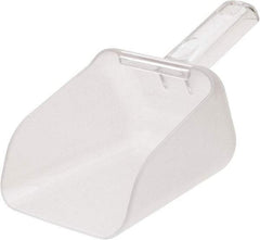 Rubbermaid - 32 oz Clear Polycarbonate Flat Bottom Scoop - 4.8" Wide x 4.7" Deep Bowl, 10.8" OAL - Best Tool & Supply