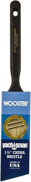 Wooster Brush - 1-1/2" Angled Hog Sash Brush - 2-3/16" Bristle Length, 6-1/4" Plastic Fluted Handle - Best Tool & Supply