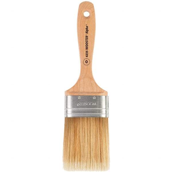 Wooster Brush - 2-1/2" Oval Synthetic Varnish Brush - 3-3/16" Bristle Length, 6-1/4" Maple Beavertail Handle - Best Tool & Supply