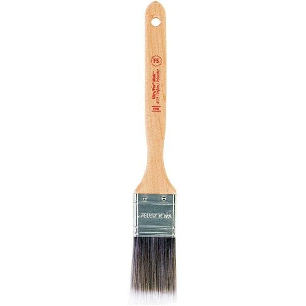 Wooster Brush - 1-1/2" Flat Nylon/Polyester Sash Brush - 2-7/16" Bristle Length, 7.88" Maple Fluted Handle - Best Tool & Supply