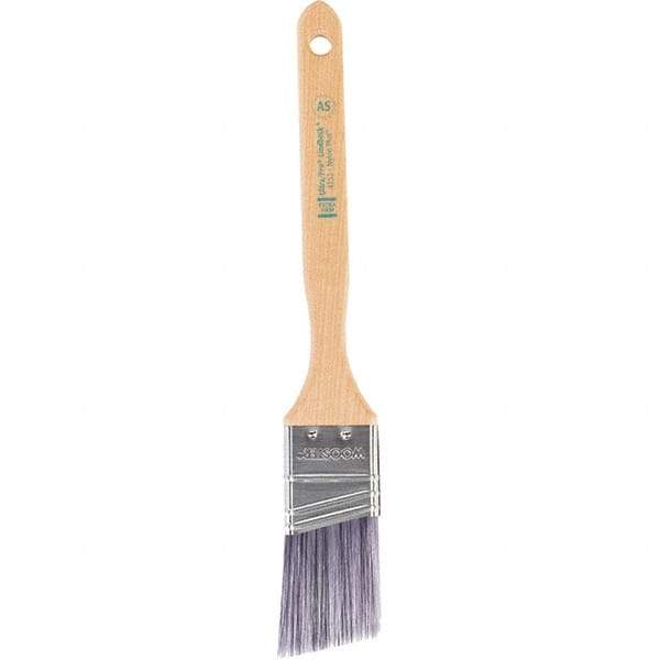 Wooster Brush - 1-1/2" Angled Synthetic Sash Brush - 2-7/16" Bristle Length, 7.88" Maple Fluted Handle - Best Tool & Supply