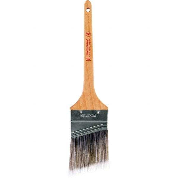 Wooster Brush - 2-1/2" Angled Nylon/Polyester Sash Brush - 2-11/16" Bristle Length, 8" Maple Rattail Handle - Best Tool & Supply