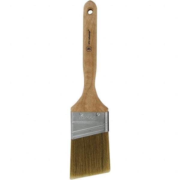 Wooster Brush - 2-1/2" Angled Hog Sash Brush - 2-15/16" Bristle Length, 7-1/8" Plastic Fluted Handle - Best Tool & Supply