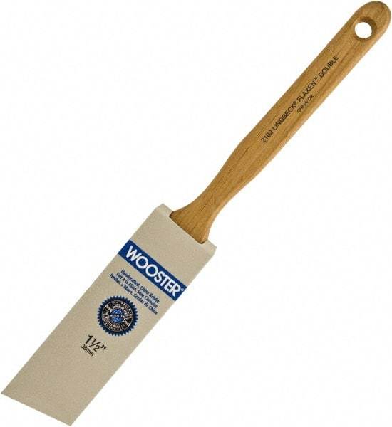 Wooster Brush - 1-1/2" Angled Hog Sash Brush - 2-7/16" Bristle Length, 7-7/8" Maple Fluted Handle - Best Tool & Supply