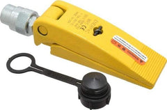 Enerpac - 1 Ton, 3-3/4" Max Spread, 1 Sq In Hydraulic Spreader - 0.61 Cu In Oil Capacity, 1/2" Tip Clearance - Best Tool & Supply