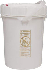 Made in USA - 5 Gal, High-Density Polyethylene Round White Single Pail - Handle & Lid Included - Best Tool & Supply