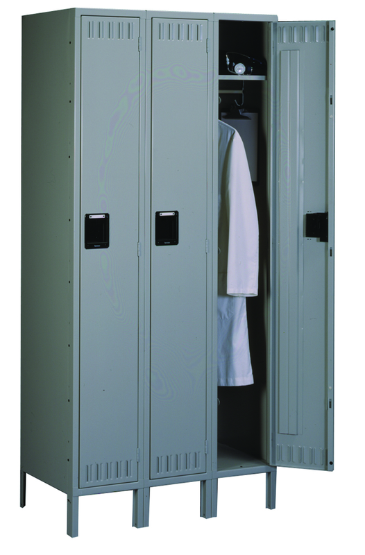 72"W x 18"D x 72"H Sixteen Person Locker (Each opn. To be 12"w x 18"d) with Coat Rod, w/6"Legs, Knocked Down - Best Tool & Supply